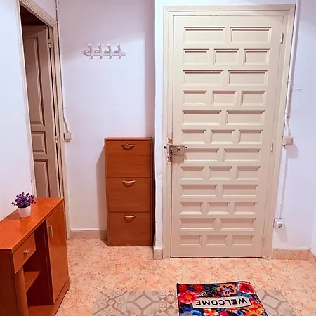 Amazing And Stylish Flat For 4 People With Breakfast Included 2 Blocks Away From Poblenou * 巴塞罗那