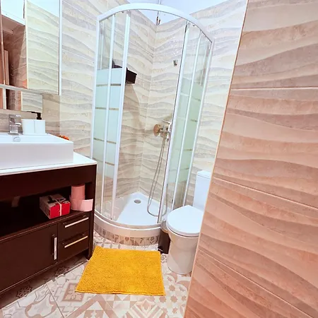 Amazing And Stylish Flat For 4 People With Breakfast Included 2 Blocks Away From Poblenou 公寓 *