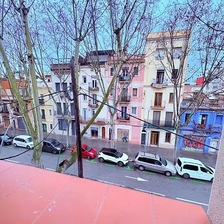 Amazing And Stylish Flat For 4 People With Breakfast Included 2 Blocks Away From Poblenou * 巴塞罗那