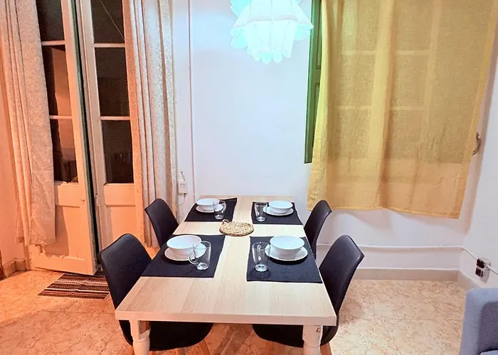 Amazing And Stylish Flat For 4 People With Breakfast Included 2 Blocks Away From Poblenou