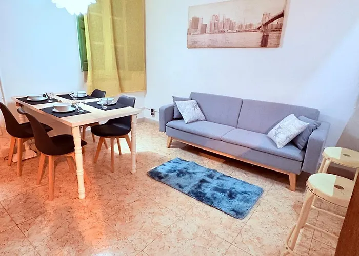 Amazing And Stylish Flat For 4 People With Breakfast Included 2 Blocks Away From Poblenou Appartamento *