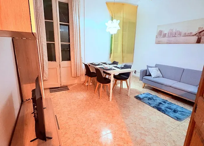Amazing And Stylish Flat For 4 People With Breakfast Included 2 Blocks Away From Poblenou Appartamento Barcellona