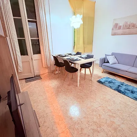 Amazing And Stylish Flat For 4 People With Breakfast Included 2 Blocks Away From Poblenou Apartmán