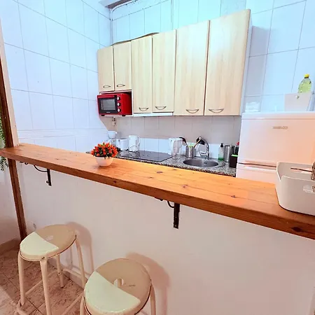 Apartmán Amazing And Stylish Flat For 4 People With Breakfast Included 2 Blocks Away From Poblenou